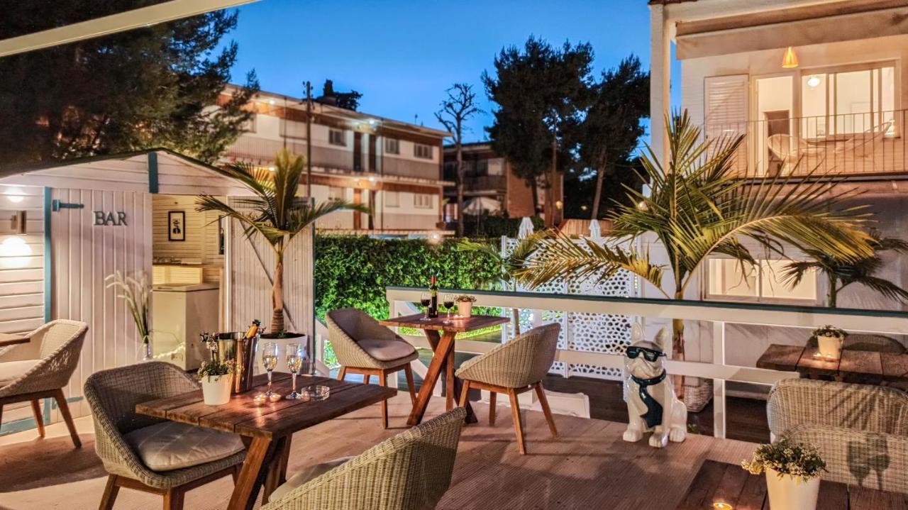 Hotel Antonio'S House Sitges Exterior foto